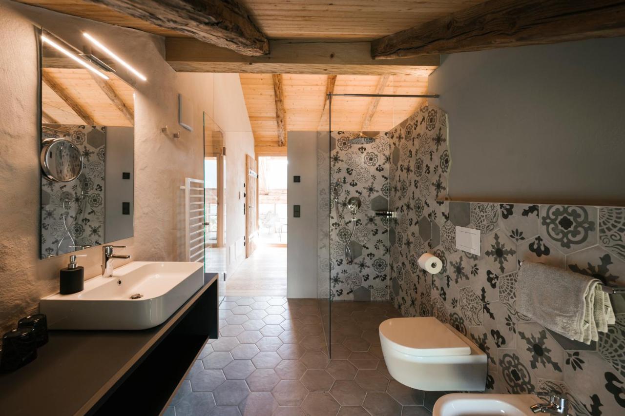 St. Vigilius Modern Historic Apartments Налес Екстериор снимка